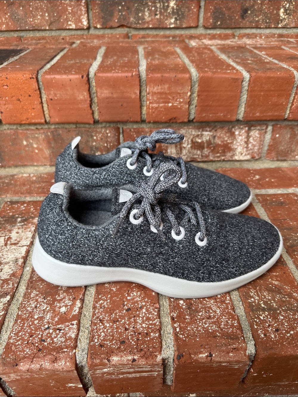 Allbirds Wool Runner Charcoal Black Gray Merino Knit Comfort Sneakers Women's 9